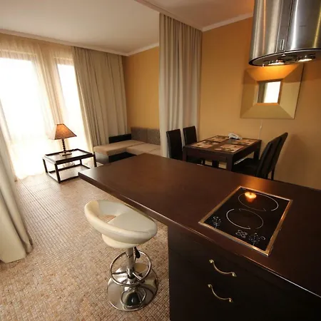 Menada In Royal * Sluneční pobřeží